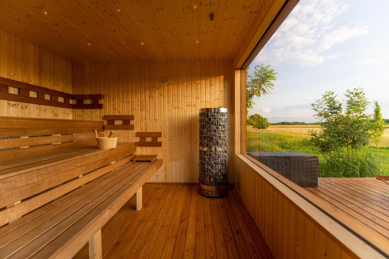 Natura Apartman Tiszafüred Exterior foto